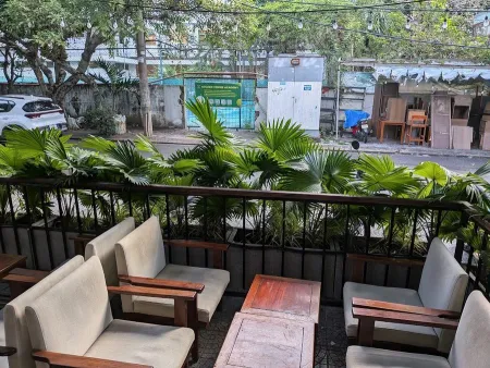 Chevy sports bar and Bistro