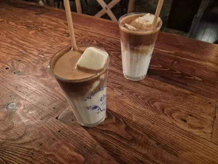 cafe groovy & books