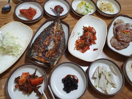 Jungnokwon Cheotjip