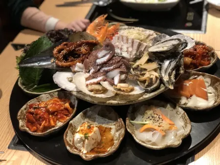 Daewang Haemul Muneo Bossam Samsan Branch