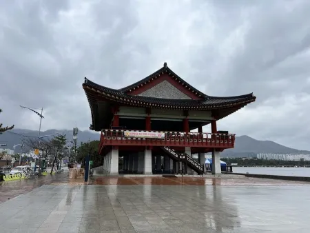 진해루