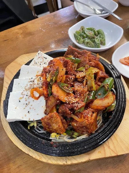 Soryeongwon Jangdan Kong Tofu Village