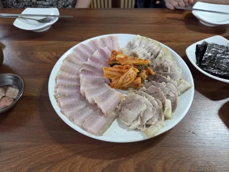 Hongtak
