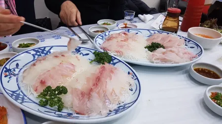Dongbaekseom Hoetjip