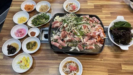 Myeongin Hwangchil Ori