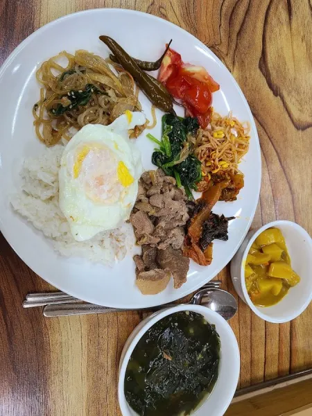 Baegya Galbi Haejangguk