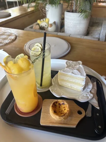 955 Cafe