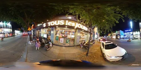 TOUS les JOURS - Hai Bà Trưng