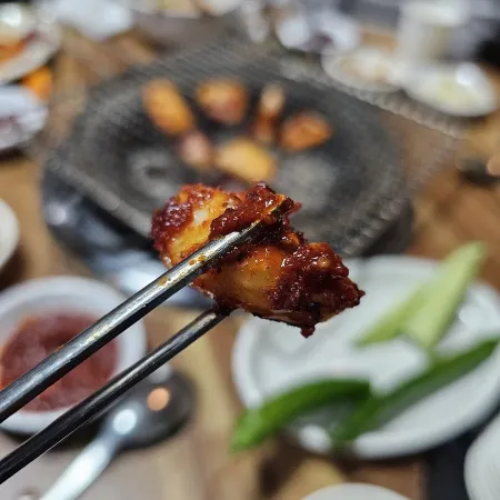Yeongdae Teukmi Anago Gomjangeo Main Branch