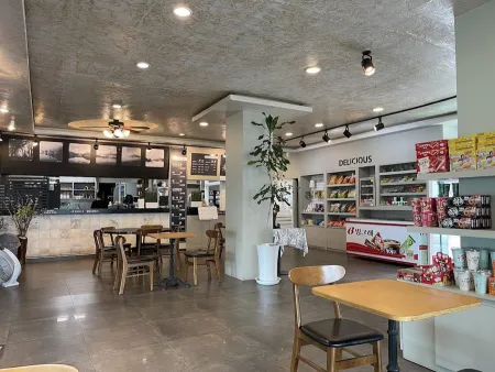 Gubongsan Cafe Convenience Store