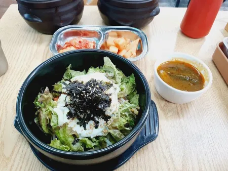 Boramae 25 Hour Haejangguk