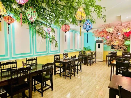 Den Long - Home Cooked Vietnamese Restaurant