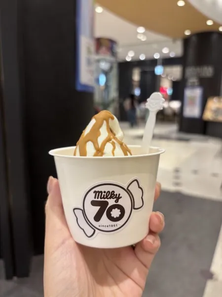FUJIYA milky70 since1951 Aqua City Odaiba Store