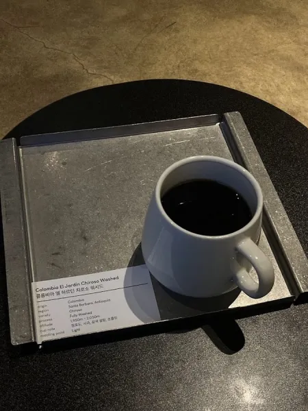 hidden roastery & coffeebar