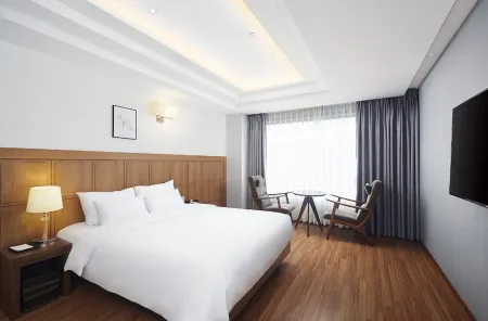 퀸스호텔