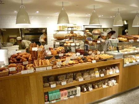 DEAN & DELUCA Market Store Yaesu
