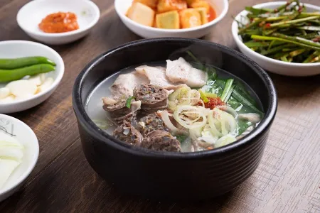 Hyeongje Traditional Dwaeji Gukbap
