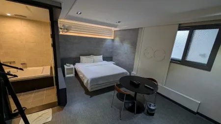 City Hotel G&G