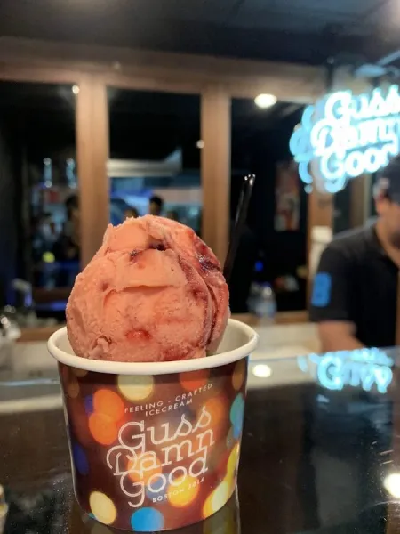 Guss Damn Good (Phloen Chit)