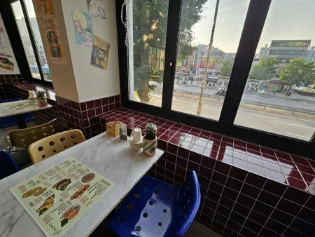 ハイハイスナックバー クムジョンヨク店