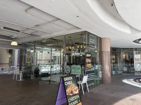 Corner Bakery Cafe