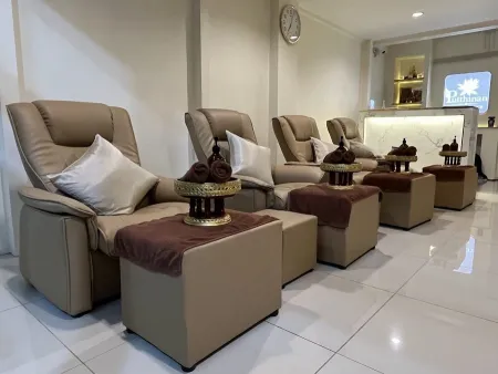 Putthinan Thai Massage&Spa - Ratchadamnoen