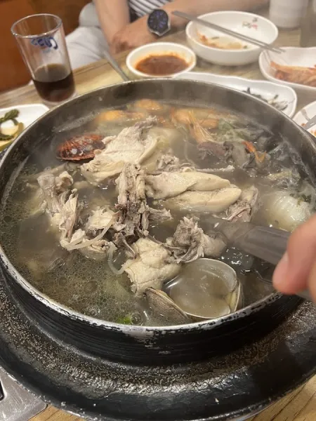 Baenamugol Gamasot Kalguksu