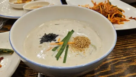 Sigol Butumak 7ho Gwangjang Branch