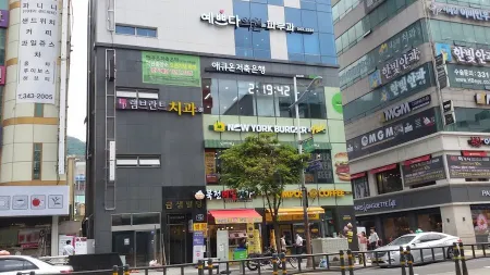 Compose Coffee Deokcheon Branch