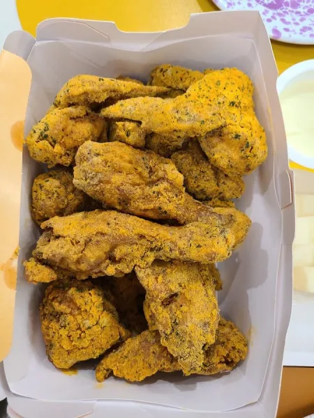 BHC Chicken Samhwa Branch