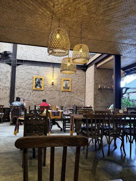 Sun Sun Warung