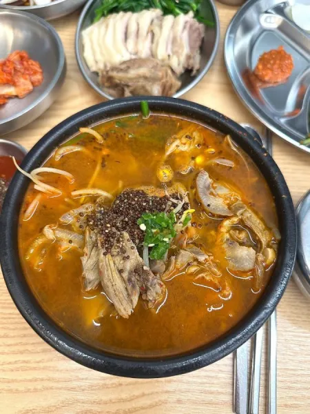 여수에서온나진국밥 부산국제금융센터점