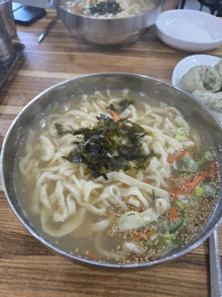 Cheongdam Kalguksu