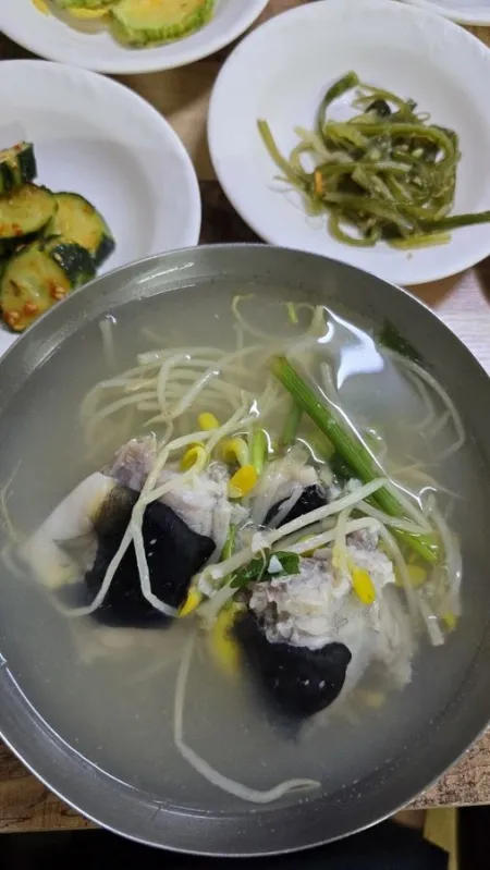 Dolphin Halmae Bokguk