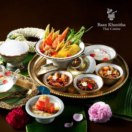Baan Khanitha & Gallery