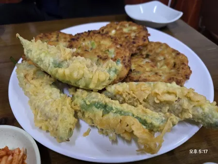 Dudukong Jip