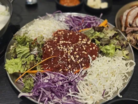 Manjok Ohyang Jokbal