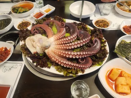 Ayajin Saengtae Jjigae Main Branch