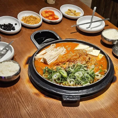 Kimchi Ok Daechi Branch
