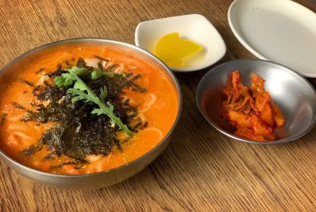 Dongmyeong Kalguksu