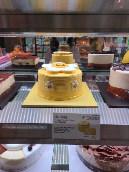 Paris Baguette Oncheon Sky Branch