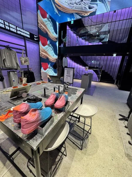 Nike Apgujeong