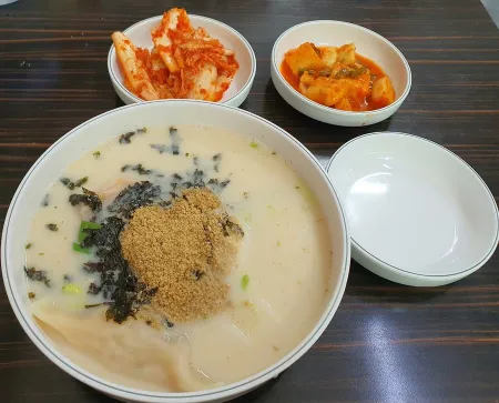 Chunbo Mandu