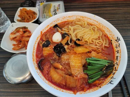 짬뽕지존 덕진점