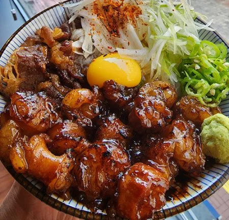 Menchuru Ramen Bar