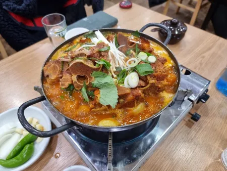 Sigol Hanbang Dwaeji Gukbap Bumin Branch