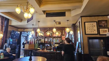 St Stephen's Tavern