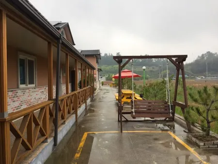 Romance Pension