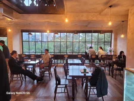 Yudong Coffee Pukyong National University Branch