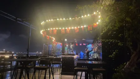 SOL SKY BAR